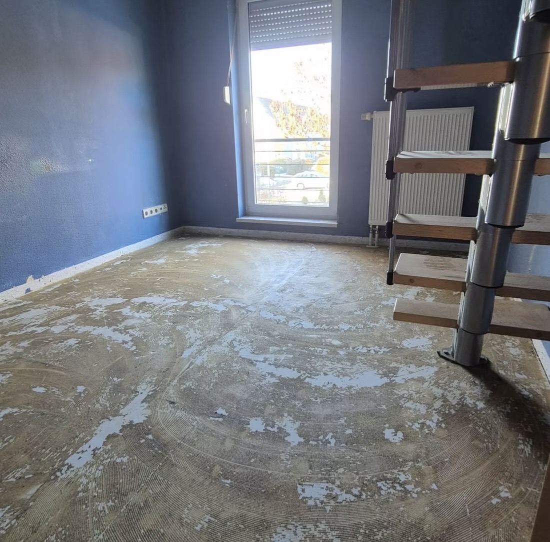Kinderzimmer komplett geräumt